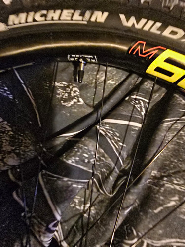 Enve orange good condition - in,