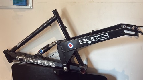Orange sub frame the - orange,